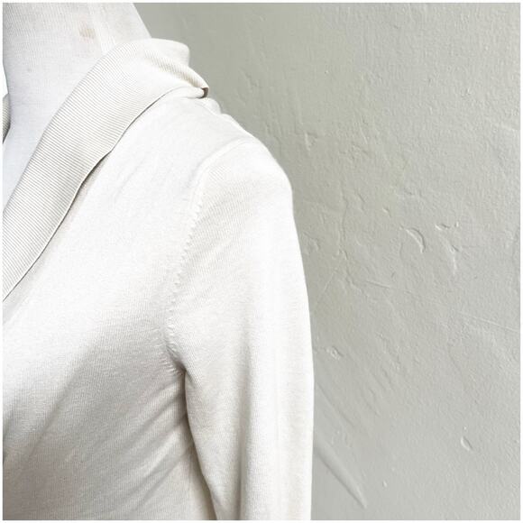 Nieman Marcus Women’s Silk Cashmere Blend Wrap Sweater Cream Size Small - Picture 12 of 13